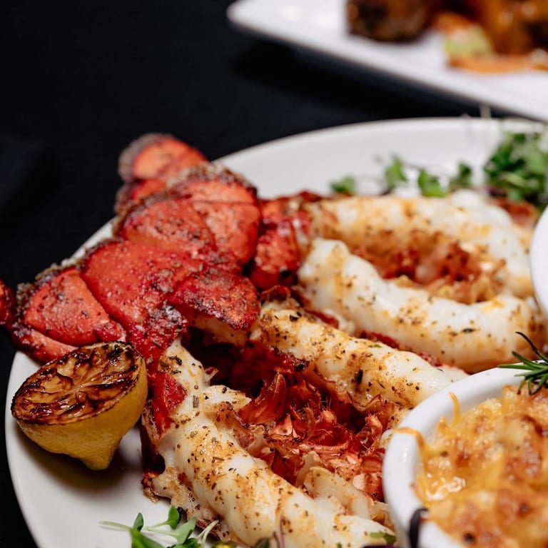 Satisfying Lunch Options at Our Southern Restaurant